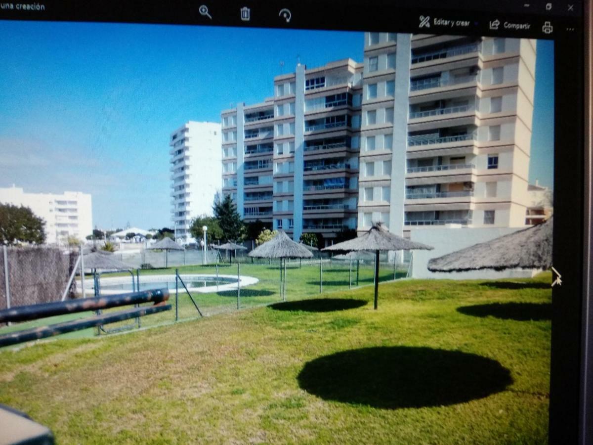 Vivienda Turistica Marant 2 Apartment El Puerto de Santa Maria Luaran gambar