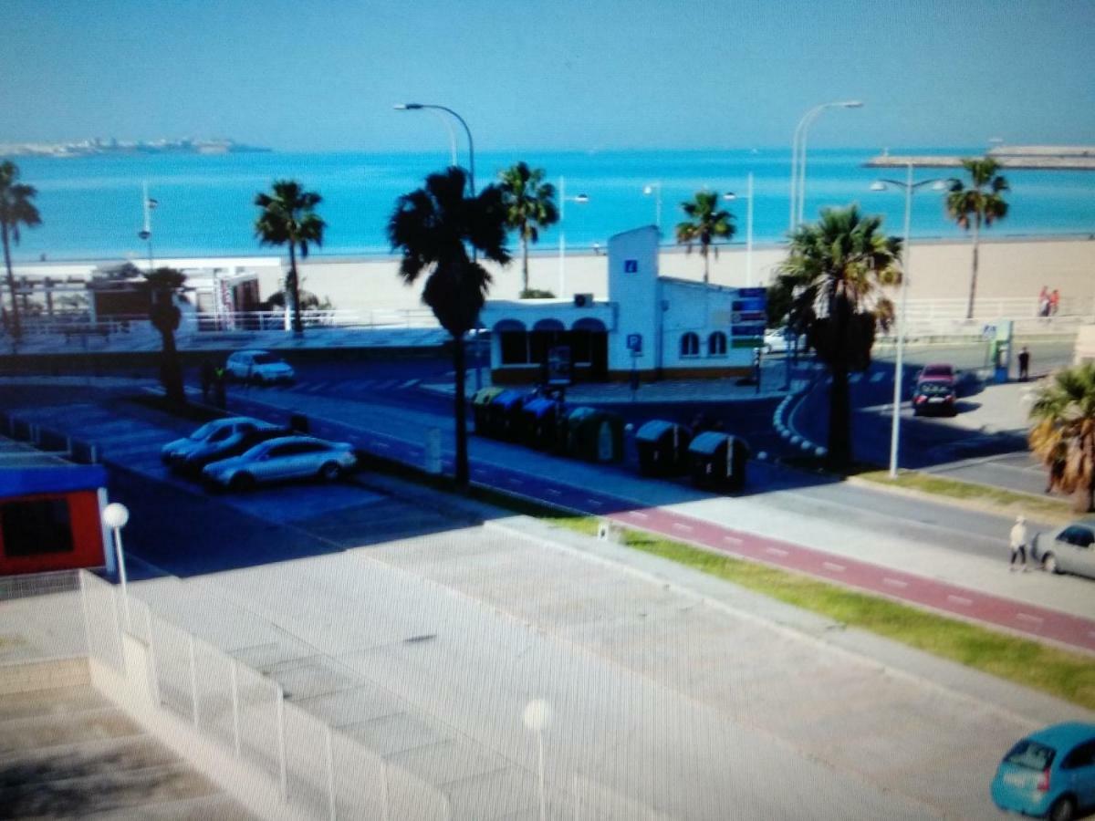 Vivienda Turistica Marant 2 Apartment El Puerto de Santa Maria Luaran gambar